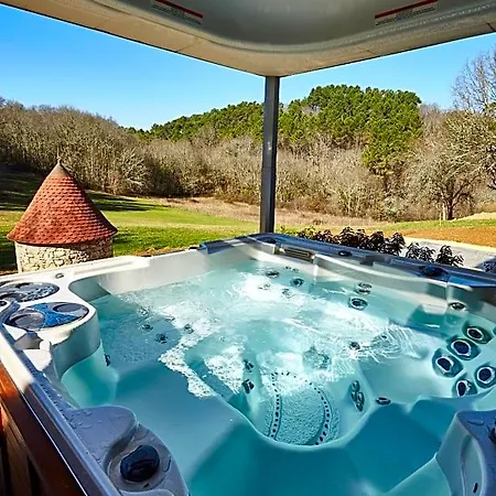 La Tour De Ginaillac Bed & Breakfast
