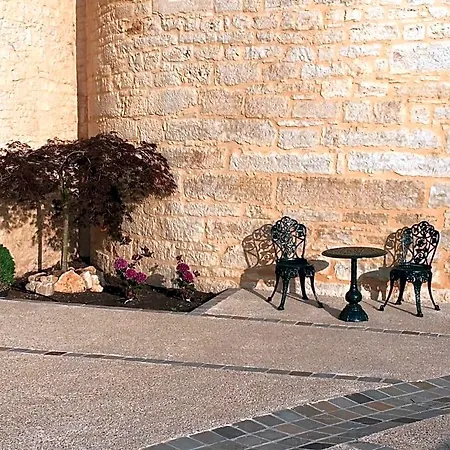 Bed & Breakfast La Tour De Ginaillac