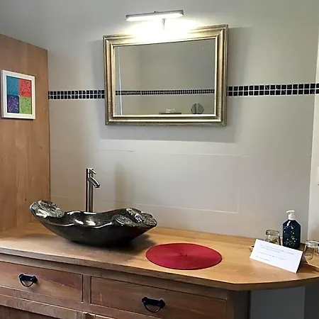 Bed & Breakfast La Tour De Ginaillac 3*