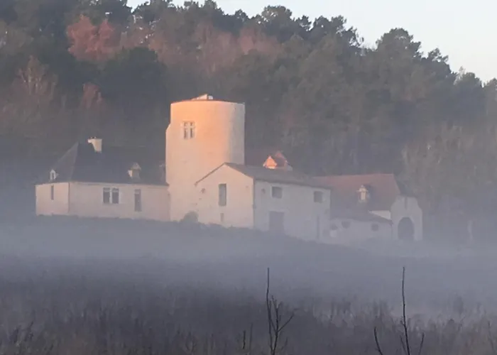 La Tour De Ginaillac Couette-café
